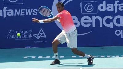 Mukund Sasikumar in action. Mukund Sasikumar in action.