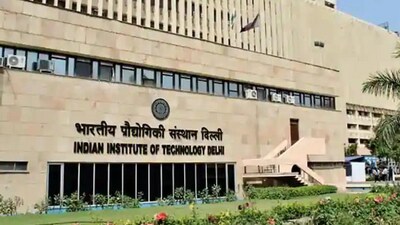 IIT Delhi recruitment: Apply for 26 Architect, Fire Officer and other posts IIT Delhi recruitment: Apply for 26 Architect, Fire Officer and other posts