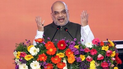 Amit Shah on Sunday again criticised Uddhav Thackeray for breaking the 2019 alliance with the BJP. (HT_PRINT) Amit Shah on Sunday again criticised Uddhav Thackeray for breaking the 2019 alliance with the BJP. (HT_PRINT)