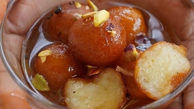 Gulab Jamun: This milk-based sweet is believed to have originated in Persia and was introduced to India by the Mughals. It is made by shaping a dough made of milk powder and all-purpose flour into small balls, which are then deep-fried and soaked in sugar syrup.&nbsp; (Pinterest)