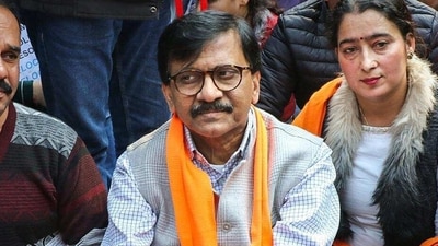 Sanjay Raut on Sunday said the election commission decision is a result of a ₹2,000 crore deal. (HT_PRINT) Sanjay Raut on Sunday said the election commission decision is a result of a ₹2,000 crore deal. (HT_PRINT)