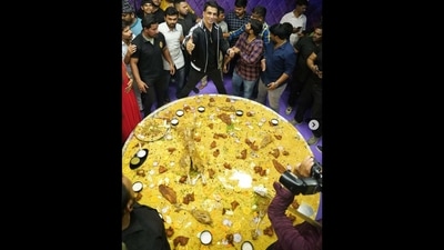 Sonu Sood posing for the camera with the plate named after him. (Instagram/@sonu_sood) Sonu Sood posing for the camera with the plate named after him. (Instagram/@sonu_sood)