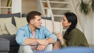 We need to be specific in our needs, and hence, this will create clarity and help us be on the same page with our partner.&nbsp; (Unsplash)