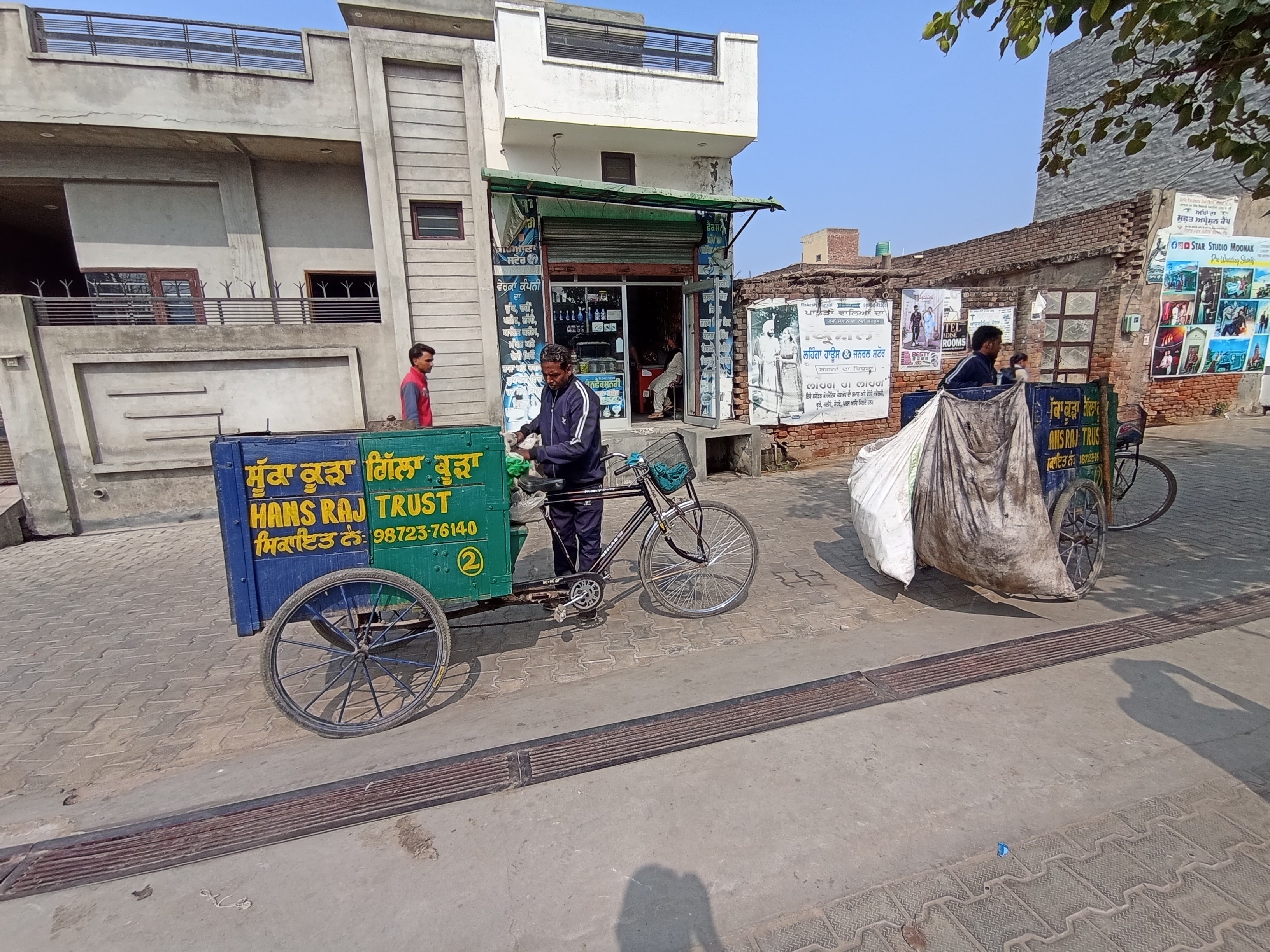 Garbage collection carts in Moonak town of Sangrur. (HT Photo)