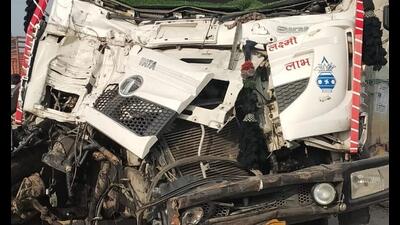Man killed, two hurt as speeding truck runs over workers repairing NH-48 Man killed, two hurt as speeding truck runs over workers repairing NH-48