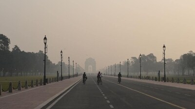 An early morning view of Kartavyapath, near India Gate.