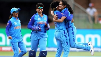 India initially won the toss and opted to bat, posting 155/6 in 20 overs. Chasing a target of 156 runs, Ireland lost Orla Prendergast for a four-ball duck, and were reeling at 1/2 in 0.5 overs, with Renuka Singh dismissing her. (BCCI Women Twitter) India initially won the toss and opted to bat, posting 155/6 in 20 overs. Chasing a target of 156 runs, Ireland lost Orla Prendergast for a four-ball duck, and were reeling at 1/2 in 0.5 overs, with Renuka Singh dismissing her. (BCCI Women Twitter)