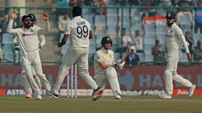 India's Ravichandran Ashwin celebrates with teammates after taking the wicket of Australia's Steve Smith (REUTERS)
