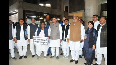Congress MLAs led by Congress Legislature Party (CLP) leader Bhupinder Singh Hooda created disorder in the Haryana assembly on the opening day of the budget session. All this while the minister was not present in the House having taken a leave of absence. (HT Photo)
