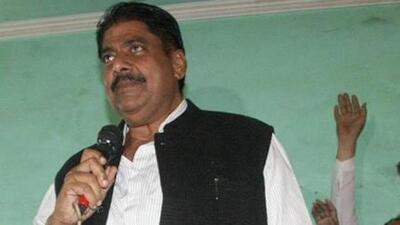 Jannayak Janata Party (JJP) national president Ajay Chautala on Monday asked party workers in Haryana to be prepared for the polls and increase their public contact. (HT File Photo)