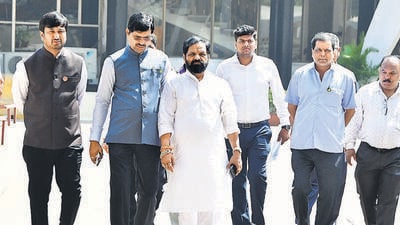 Mumbai, India - February 20, 2023: BSS (Shinde faction) MLA Bharat Gogawale along with other leaders come out of Vidhan Bhavan after taking control of Shiv Sena’s party office on Monday. The Shiv Sena office in the Vidhan Sabha which is festooned with posters of Uddhav and Aaditya Thackeray will soon have photos of Eknath Shinde and his mentor Anand Dighe along with Bal Thackeray, promised an MLA accompanying Gogawale. (Bhushan Koyande/HT Photo) Mumbai, India - February 20, 2023: BSS (Shinde faction) MLA Bharat Gogawale along with other leaders come out of Vidhan Bhavan after taking control of Shiv Sena’s party office on Monday. The Shiv Sena office in the Vidhan Sabha which is festooned with posters of Uddhav and Aaditya Thackeray will soon have photos of Eknath Shinde and his mentor Anand Dighe along with Bal Thackeray, promised an MLA accompanying Gogawale. (Bhushan Koyande/HT Photo)