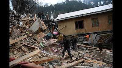 Road construction for Zojila Tunnel causing landslides, claim locals (HT Photo) Road construction for Zojila Tunnel causing landslides, claim locals (HT Photo)