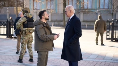 Joe Biden Ukraine Visit: US President Joe Biden (R) and Ukrainian President Volodymyr Zelensky (L) visiting the Walk of the Brave on Constitution Square. (AFP) Joe Biden Ukraine Visit: US President Joe Biden (R) and Ukrainian President Volodymyr Zelensky (L) visiting the Walk of the Brave on Constitution Square. (AFP)