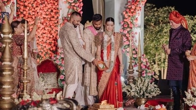 Hardik Pandya and Natasa Stankovic took pheras as part of the Hindu rituals. Hardik wore an ivory sherwani while Natasa wore a red saree for the Hindu ceremony. Hardik Pandya and Natasa Stankovic took pheras as part of the Hindu rituals. Hardik wore an ivory sherwani while Natasa wore a red saree for the Hindu ceremony. 
