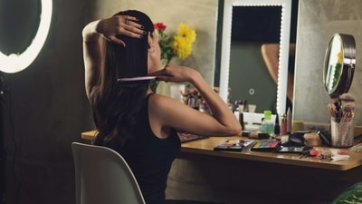 Opt for easy hairstyles: Choose hairstyles that require minimal effort, like a messy bun, low ponytail, or braids. (Pexels ) Opt for easy hairstyles: Choose hairstyles that require minimal effort, like a messy bun, low ponytail, or braids. (Pexels )