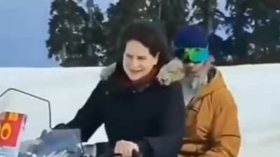 Screengrab from the video. (Twitter)