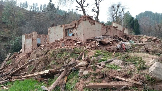 Land started sliding on Friday in Ramban and left around 13 families homeless, according to an official quoted by PTI.(HT Photo)
