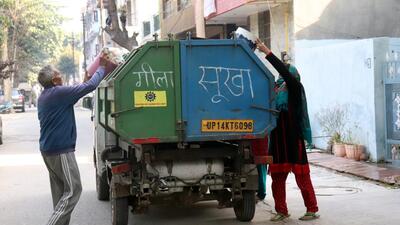 In a bid to achieve 100% waste segregation at source, the Chandigarh municipal corporation (MC) has started issuing challans to residents failing to separate waste. (HT File)