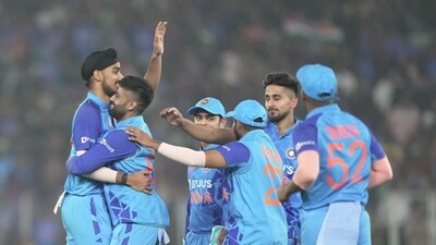 Arshdeep Singh and Umran Malik are among the contenders for making it to the Indian team for the 2023 World Cup. (PTI) Arshdeep Singh and Umran Malik are among the contenders for making it to the Indian team for the 2023 World Cup. (PTI)