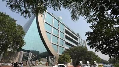 The Central Bureau of Investigation (CBI) headquarters in New Delhi. The CBI on Tuesday launched searches at 30 locations in Punjab as part of its probe into allegations of corruption against Food Corporation of India (FCI) officials who procured inferior grains to benefit merchants and rice-millers. (HT file photo)