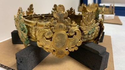 This photo released by the Union Youth Federations of Cambodia (UYFC), shows jewellery on display at a room of Latchford family in London. (AP) This photo released by the Union Youth Federations of Cambodia (UYFC), shows jewellery on display at a room of Latchford family in London. (AP)