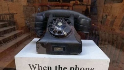 The image shows a rotary telephone kept on a pedestal. (Twitter/@AwanishSharan) The image shows a rotary telephone kept on a pedestal. (Twitter/@AwanishSharan)