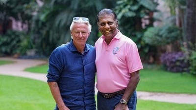 Former tennis players Bjorn Borg (L) and Vijay Amritraj in Bengaluru on Tuesday. (PTI Photo/Shailendra Bhojak) (PTI) Former tennis players Bjorn Borg (L) and Vijay Amritraj in Bengaluru on Tuesday. (PTI Photo/Shailendra Bhojak) (PTI)