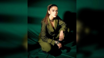 Rakul Preet paired her look with black combat boots and silver jewellery. (Instagram/@rakulpreet) Rakul Preet paired her look with black combat boots and silver jewellery. (Instagram/@rakulpreet)