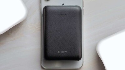 Wireless power banks are an effective as well as hassle-free way to keep your devices charged at all times. (Pexels) Wireless power banks are an effective as well as hassle-free way to keep your devices charged at all times. (Pexels)