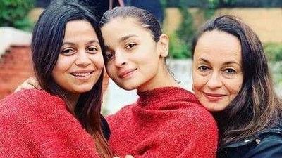 Shaheen Bhatt and Soni Razdan have reacted to media portal sharing Alia Bhatt's private pics. Shaheen Bhatt and Soni Razdan have reacted to media portal sharing Alia Bhatt's private pics.