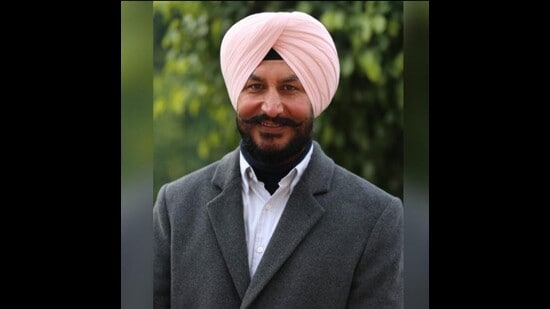Former chairperson of Khemkaran market committee Amritbir Singh who was held for embezzlement of ₹55 lakh in connivance with a patwari and another private person. (HT File)
