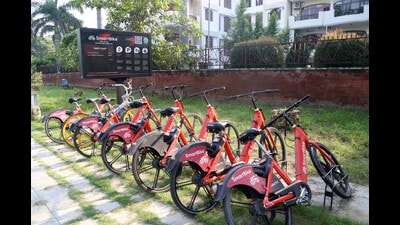 Chandigarh Smart City Limited (CSCL) has issued a show-cause notice to the firm managing city’s public bike sharing project for failing to fulfil terms and conditions of the contract. (HT Photo) Chandigarh Smart City Limited (CSCL) has issued a show-cause notice to the firm managing city’s public bike sharing project for failing to fulfil terms and conditions of the contract. (HT Photo)