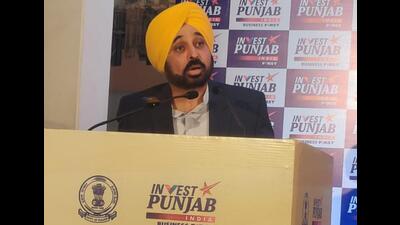Chief minister Bhagwant Mann addressing the inaugural session of the two-day 5th Progressive Punjab Investors’ Summit 2023 in Mohali on Thursday. (HT Photo) Chief minister Bhagwant Mann addressing the inaugural session of the two-day 5th Progressive Punjab Investors’ Summit 2023 in Mohali on Thursday. (HT Photo)
