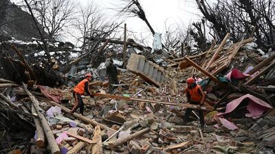 On February 19, at least five houses and as many cow sheds had come under a massive landslide at Rezin village in central Kashmir’s Ganderbal, which also blocked Srinagar-Sonmarg highway. (HT file photo) On February 19, at least five houses and as many cow sheds had come under a massive landslide at Rezin village in central Kashmir’s Ganderbal, which also blocked Srinagar-Sonmarg highway. (HT file photo)