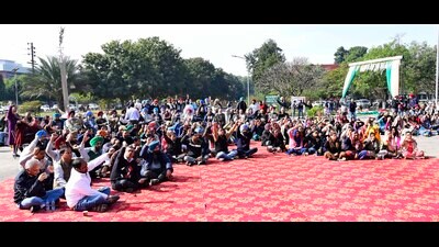 Punjab Agriculture University Teachers’ Association (PAUTA) on Thursday held a protest in front of Thapar Hall of the university against the state government’s delay in the notification of new pay scales. (HT file photo for representation)
