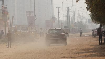 The petition says there were no developed green belts, roads, pavements, parks, drainage system or sewage treatment plant (STP) as claimed in the scheme in Siddharth Vihar in Ghaziabad . (Sakib Ali /HT Photo)