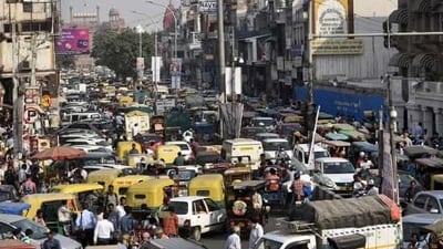 A 2018 study by the Automotive Research Association of India and The Energy and Resources Institute identified motor vehicle exhaust as the primary source of air pollutants in Delhi. (Biplov Bhuyan/HT Archive) A 2018 study by the Automotive Research Association of India and The Energy and Resources Institute identified motor vehicle exhaust as the primary source of air pollutants in Delhi. (Biplov Bhuyan/HT Archive)