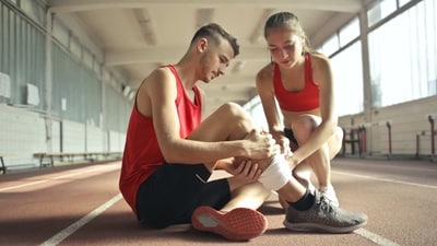 Soft tissue injuries: Types and management options (Photo by Andrea Piacquadio on Pexels)