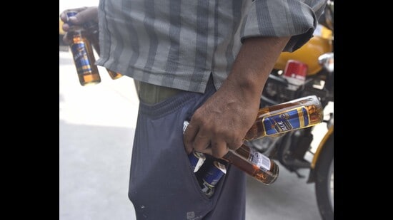 The surveillance teams deployed by the Election Commission of India (ECI) to check malpractices before the bypolls have seized close to ₹10.53 lakh cash (REPRESENTATIVE IMAGE)
