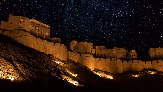 Jaisalmer, Rajasthan: Known as the "Golden City", Jaisalmer is a desert city in Rajasthan that is known for its golden sandstone architecture. The city is home to several stunning forts and palaces, including the famous Jaisalmer Fort.&nbsp;(Unsplash)