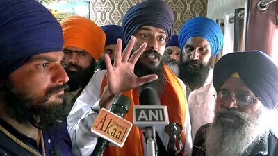 'Waris Punjab De' chief Amritpal Singh speaks to media. (ANI ) 'Waris Punjab De' chief Amritpal Singh speaks to media. (ANI )