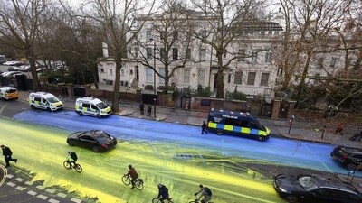 Ukrainian Flag In London: The colours used for the painting were non-toxic. Ukrainian Flag In London: The colours used for the painting were non-toxic.