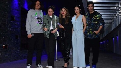 BFFs Malaika Arora, Kareena Kapoor and Amrita Arora stepped out for dining at a Mumbai restaurant Thursday evening. Karisma Kapoor, who too is a part of the girl gang, couldn't join them for the outing. (Varinder Chawla) BFFs Malaika Arora, Kareena Kapoor and Amrita Arora stepped out for dining at a Mumbai restaurant Thursday evening. Karisma Kapoor, who too is a part of the girl gang, couldn't join them for the outing. (Varinder Chawla)