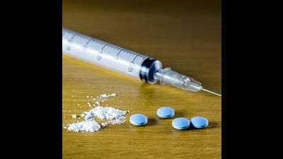 Police on Friday claimed to have arrested two drug smugglers and recovered a huge quantity of narcotic substances from near the Line of Control (LoC) in Kupwara district. (Shutterstock)