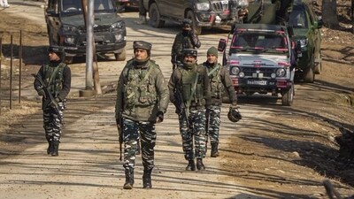 Security personnel in Jammu and Kashmir. (Representational image) (PTI) Security personnel in Jammu and Kashmir. (Representational image) (PTI)
