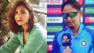 Anushka Sharma praises Harmanpreet Kaur after she hides tears post India's defeat. Anushka Sharma praises Harmanpreet Kaur after she hides tears post India's defeat.
