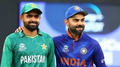 Pakistan skipper Babar Azam and former India captain Virat Kohli (Twitter/@babarazam258) Pakistan skipper Babar Azam and former India captain Virat Kohli (Twitter/@babarazam258)