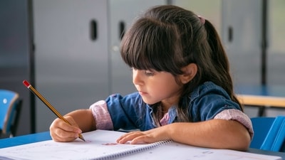 Prewriting skills focus on developing and strengthening fine motor muscles of the hands and fingers, and it also helps to improve concentration and eye-hand coordination. (freepik ) Prewriting skills focus on developing and strengthening fine motor muscles of the hands and fingers, and it also helps to improve concentration and eye-hand coordination. (freepik )