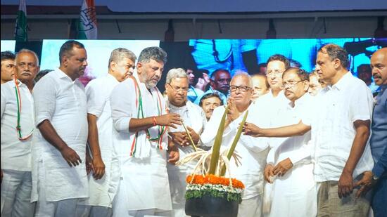 The Karnataka Congress on Friday announced that 10 kilograms of rice would be provided every month to those Below Poverty Line (PTI)