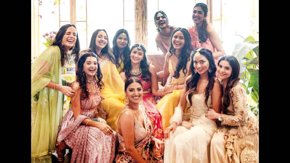 Every bride and groom needs a capable squad that can manage drinking binges and the gift registry. (@aliabhatt)
